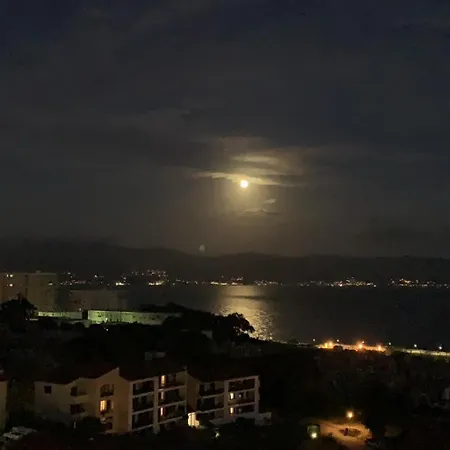 Le Petit Paradis Avec Vue * アジャクシオ