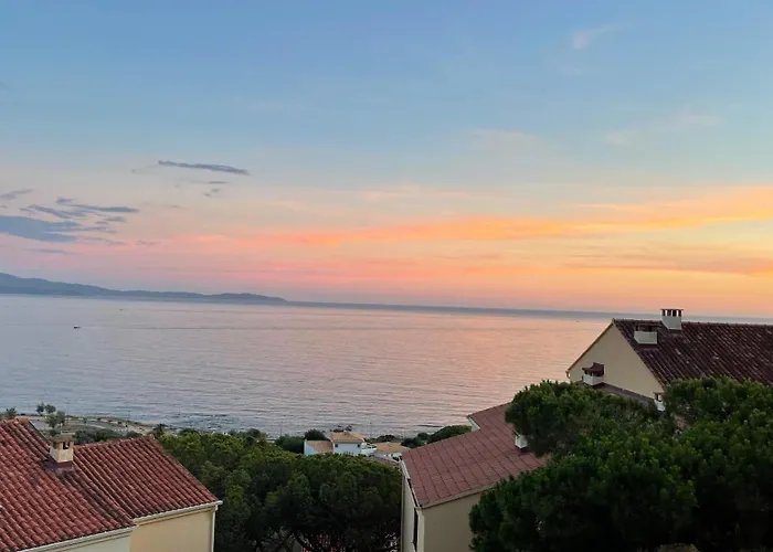 Apartment Le Petit Paradis Avec Vue Ajaccio (Corsica)