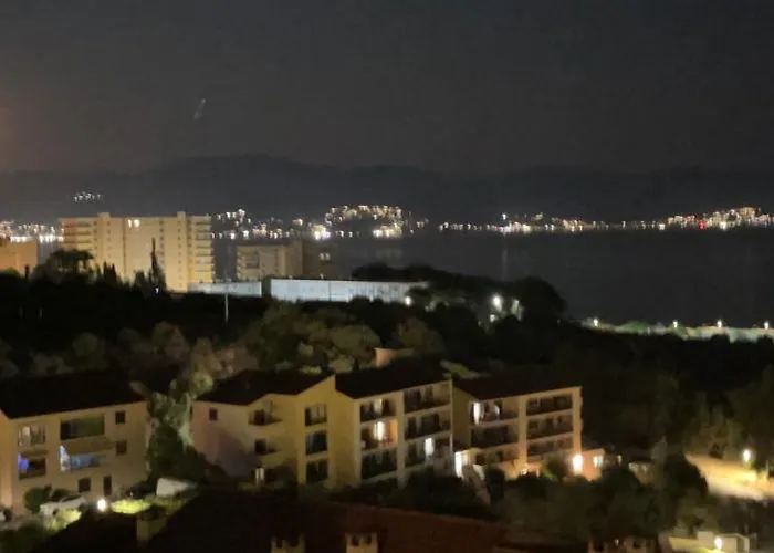 Le Petit Paradis Avec Vue Apartamento *